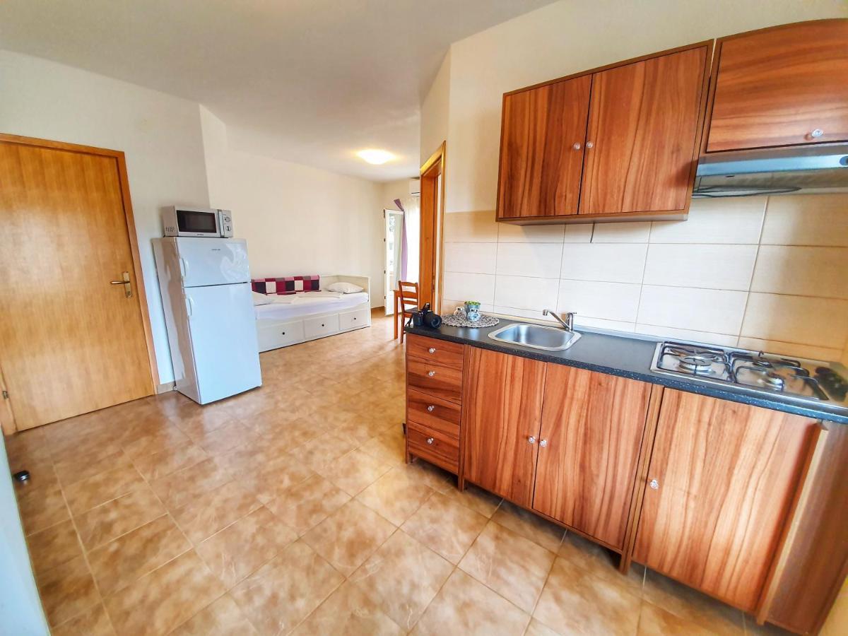 Apartmani Steli Vir Bagian luar foto
